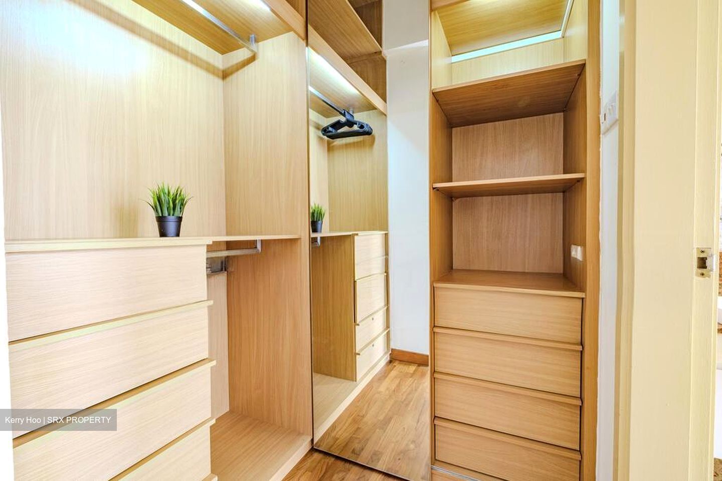 Sunville (D12), Apartment #524382871